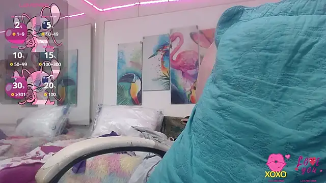 Snapshot of alegriamartinez chatting on October 4, 8:13 pm alegriamartinez online show from October 4, 8:13 pm