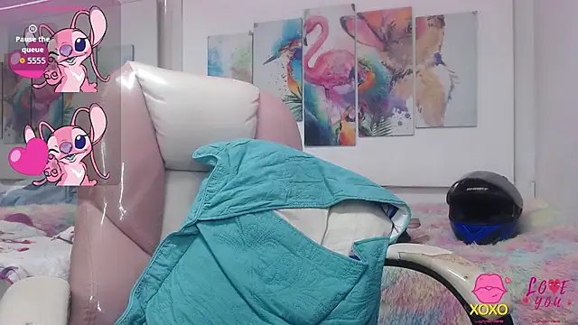 Snapshot of alegriamartinez chatting on September 19, 7:46 pm alegriamartinez online show from September 19, 7:46 pm