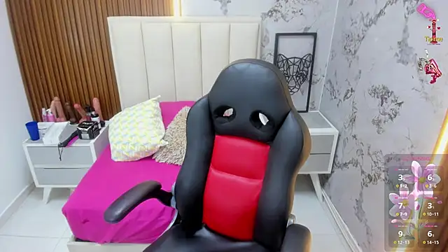 Snapshot of MILEY_JOAS2 chatting on October 18, 8:10 pm MILEY JOAS2 online show from October 18, 8:10 pm