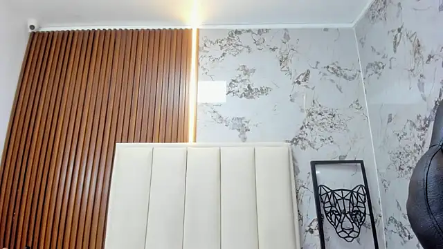 Snapshot of MILEY_JOAS2 chatting on September 23, 9:13 pm MILEY JOAS2 online show from September 23, 9:13 pm