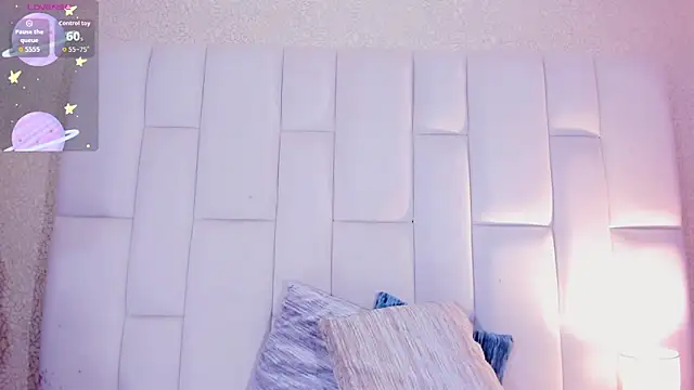 andrea alvarz online show from February 27, 4:12 am