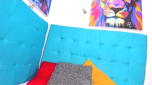 Snapshot of Sasha_0012 chatting on October 25, 10:38 pm Sasha 0012 online show from October 25, 10:38 pm