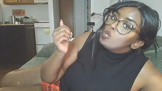 Snapshot of SiminFox chatting on October 1, 3:00 am SiminFox online show from October 1, 3:00 am