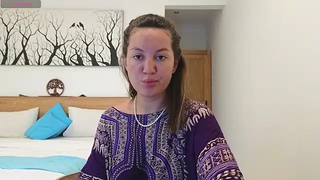 Snapshot of Nelly_Fischer chatting on November 2, 9:23 am Nelly Fischer online show from November 2, 9:23 am