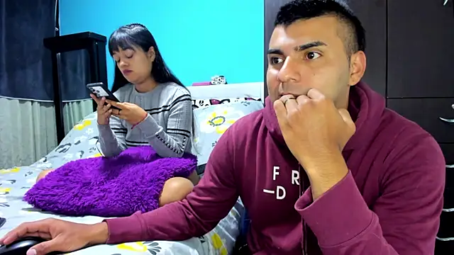 Snapshot of 2ScarletandRyan8 chatting on October 30, 10:27 am 2ScarletandRyan8 online show from October 30, 10:27 am