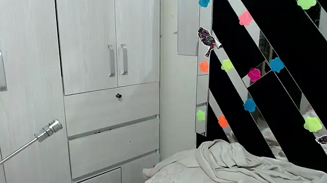 katery wok11 online show from October 5, 5:18 pm