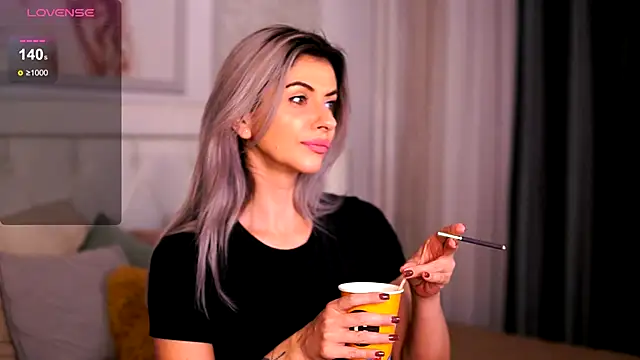 Adelyn Chase online show from October 4, 8:20 am