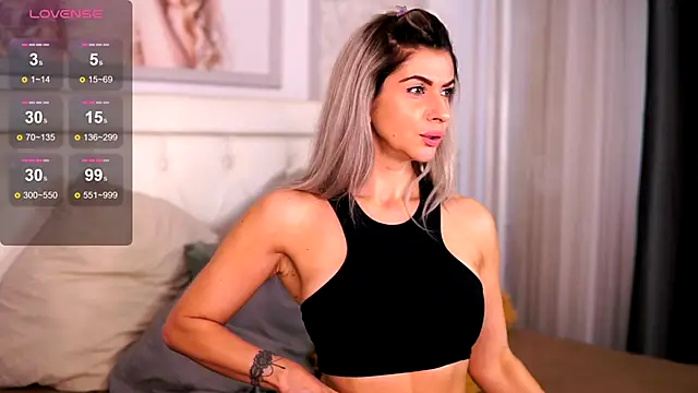 Adelyn Chase online show from October 18, 9:23 am