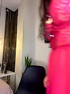 Snapshot of Aria_Reid chatting on October 22, 12:21 pm Aria Reid online show from October 22, 12:21 pm