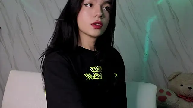 Snapshot of jeimy_garcia chatting on October 22, 12:21 pm jeimy garcia online show from October 22, 12:21 pm