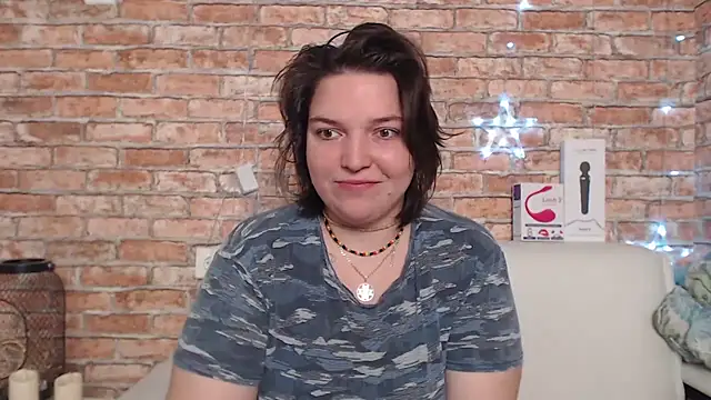 Snapshot of Amelia_Kiss_ chatting on October 2, 12:59 am Amelia Kiss  online show from October 2, 12:59 am