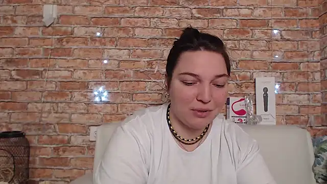 Snapshot of Amelia_Kiss_ chatting on September 16, 12:40 am Amelia Kiss  online show from September 16, 12:40 am