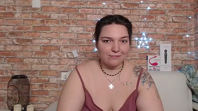 Snapshot of Amelia_Kiss_ chatting on October 7, 12:48 am Amelia Kiss  online show from October 7, 12:48 am