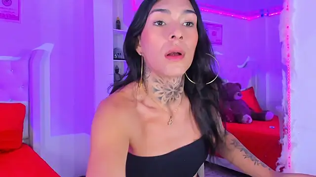 Snapshot of Camila_Coxx chatting on October 4, 12:27 am Camila Coxx online show from October 4, 12:27 am