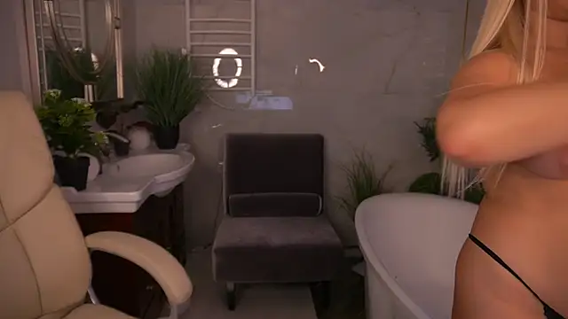 LiaBrazzerr online show from June 8, 1:34 pm