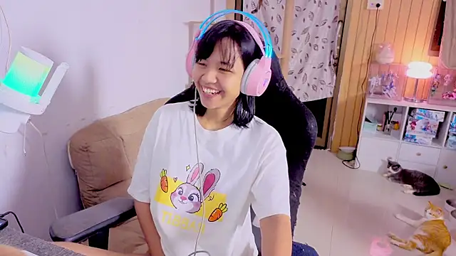 Snapshot of Kana_G chatting on October 11, 4:10 pm Kana G online show from October 11, 4:10 pm