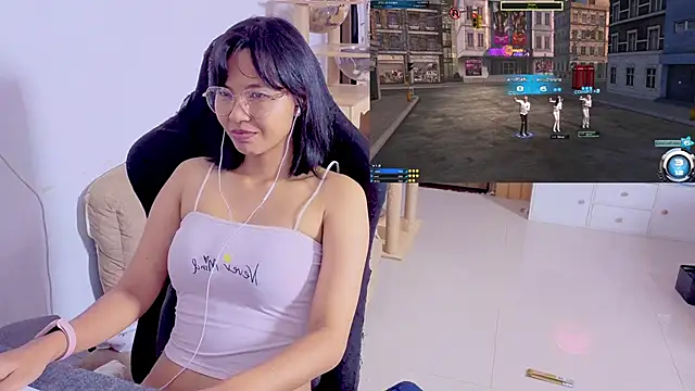 Snapshot of Kana_G chatting on October 15, 5:59 pm Kana G online show from October 15, 5:59 pm