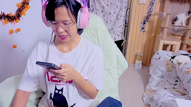 Snapshot of Kana_G chatting on October 28, 5:41 pm Kana G online show from October 28, 5:41 pm