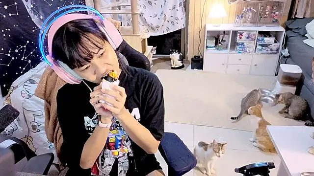 Snapshot of Kana_G chatting on September 13, 5:21 pm Kana G online show from September 13, 5:21 pm