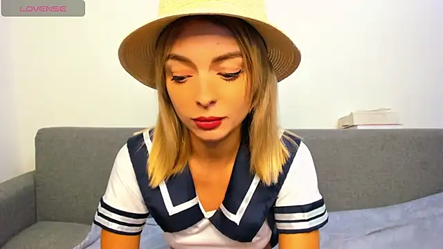 Snapshot of _ellen_meow_ chatting on October 10, 9:52 pm  ellen meow  online show from October 10, 9:52 pm