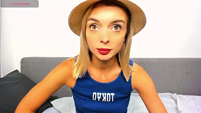 Snapshot of _ellen_meow_ chatting on September 22, 8:18 pm  ellen meow  online show from September 22, 8:18 pm