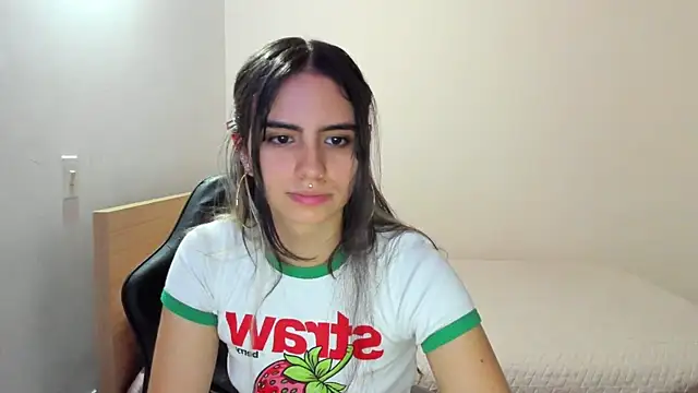 nina pons online show from May 30, 11:22 pm