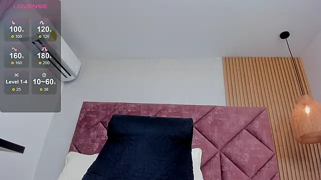 Snapshot of Gabriela_1x chatting on October 25, 12:35 pm Gabriela 1x online show from October 25, 12:35 pm