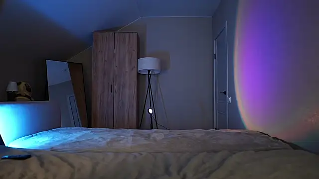 VikkiLustfull online show from November 19, 12:16 pm