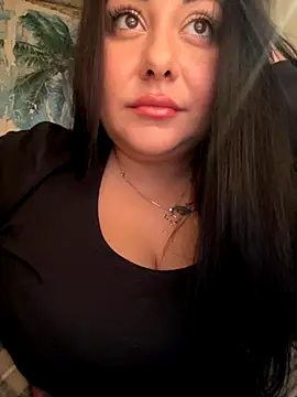 DaisyStreet online show from November 16, 9:26 pm