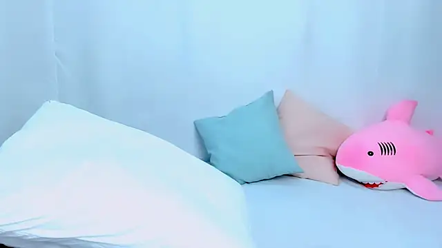 Snapshot of Lily_Daviss chatting on October 15, 3:31 am Lily Daviss online show from October 15, 3:31 am