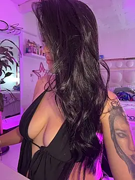 lucianaroy online show from March 15, 3:41 am