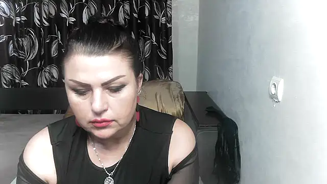 Snapshot of kataleya94 chatting on October 9, 1:48 pm kataleya94 online show from October 9, 1:48 pm