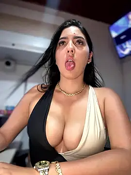 Sofia Collins- online show from January 9, 12:59 am