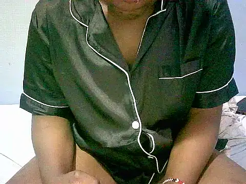 Snapshot of honeypotsweet chatting on October 1, 8:19 am honeypotsweet online show from October 1, 8:19 am