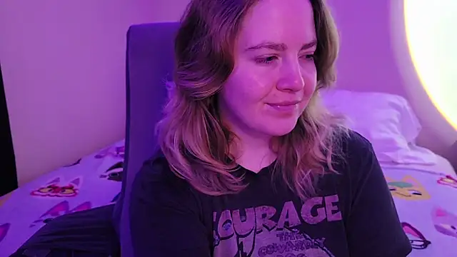 InternetFairy XO online show from December 3, 8:28 am