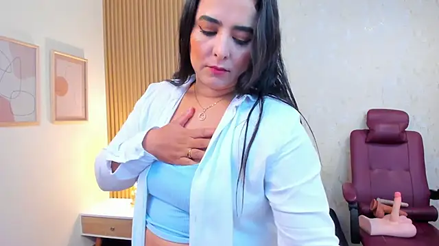 taylor bennet online show from October 30, 12:17 pm