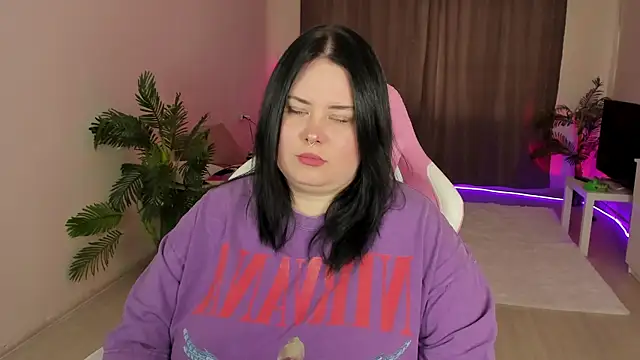 Snapshot of Akemi_BBW chatting on September 27, 12:45 pm Akemi BBW online show from September 27, 12:45 pm