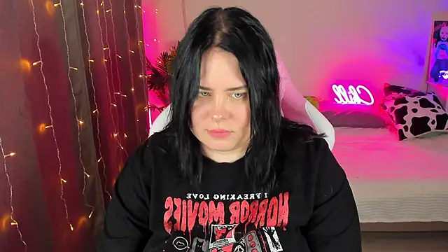 Snapshot of Akemi_BBW chatting on November 1, 6:56 pm Akemi BBW online show from November 1, 6:56 pm