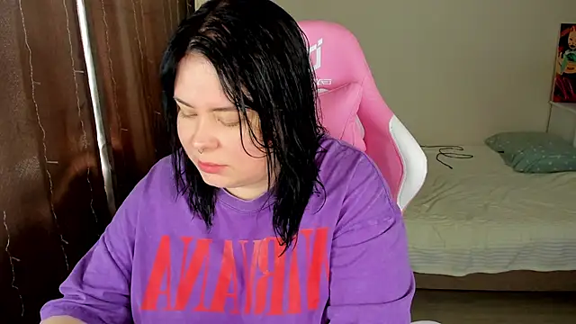 Snapshot of Akemi_BBW chatting on October 28, 7:14 am Akemi BBW online show from October 28, 7:14 am