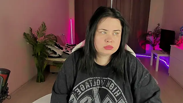 Snapshot of Akemi_BBW chatting on September 19, 5:17 am Akemi BBW online show from September 19, 5:17 am