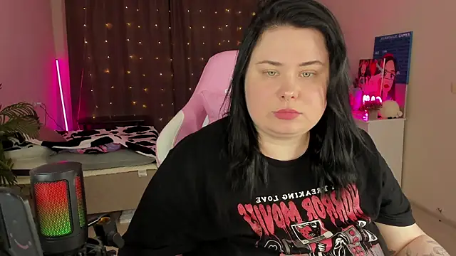 Snapshot of Akemi_BBW chatting on September 21, 4:16 pm Akemi BBW online show from September 21, 4:16 pm