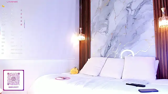 Gabbyy  online show from September 18, 1:31 pm