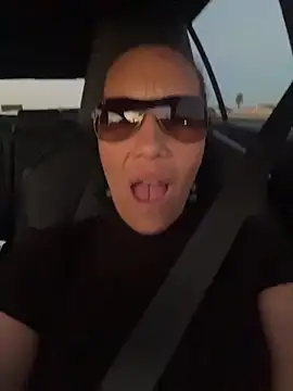 Neecy Carter online show from April 13, 4:41 pm