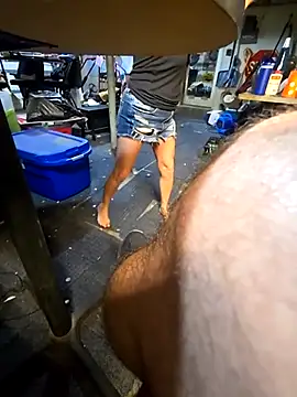 75woody online show from September 28, 9:03 am