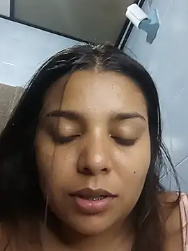 stefanie010 online show from August 9, 8:01 pm