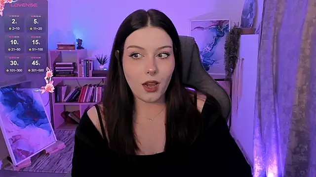 CoralineKeyns online show from October 5, 5:34 am