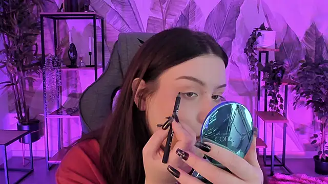 CoralineKeyns online show from October 16, 5:21 am