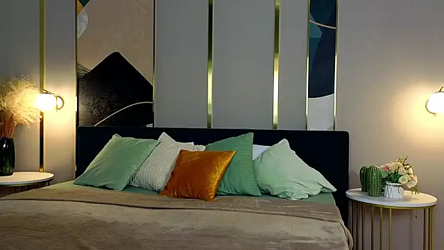 katy  moonj online show from September 26, 2:09 am