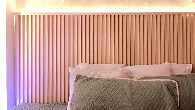 daiana curly online show from October 11, 8:22 pm