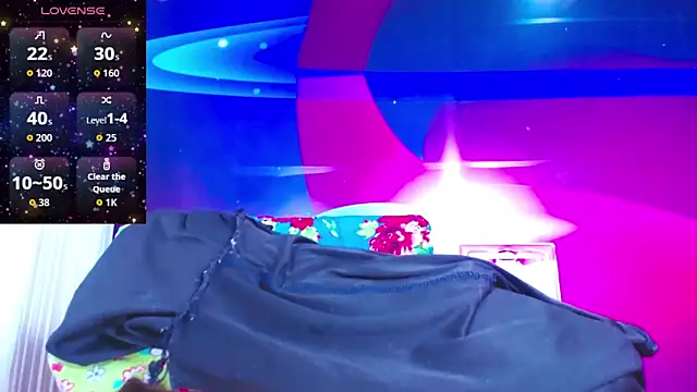 Snapshot of Cristalxxts chatting on October 30, 9:05 pm Cristalxxts online show from October 30, 9:05 pm